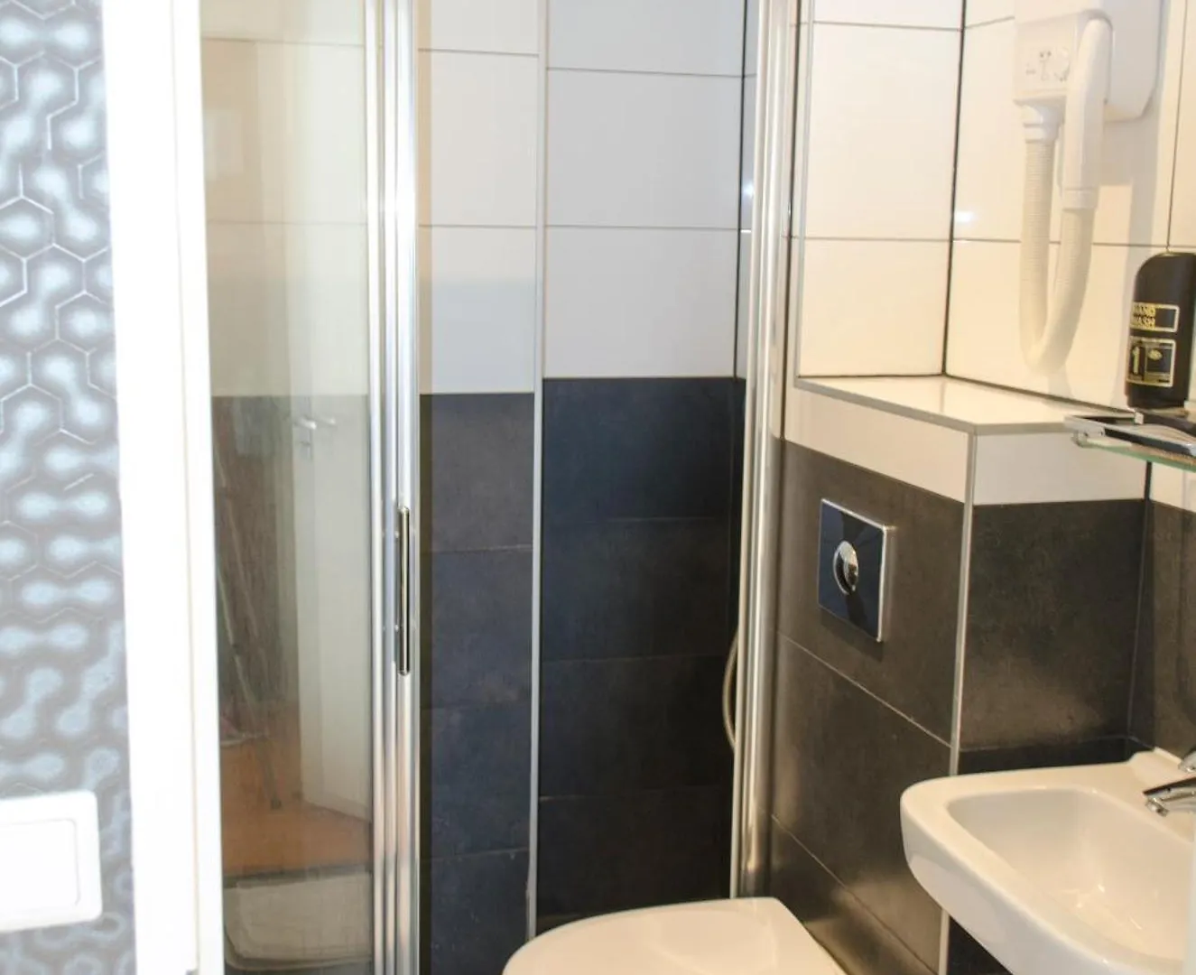 **  Hotel Flipper Amsterdam Netherlands